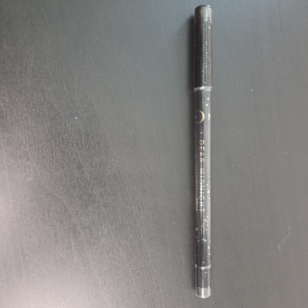 Dear Midnight Lipstick pencil in Stella - Picture 2 of 3